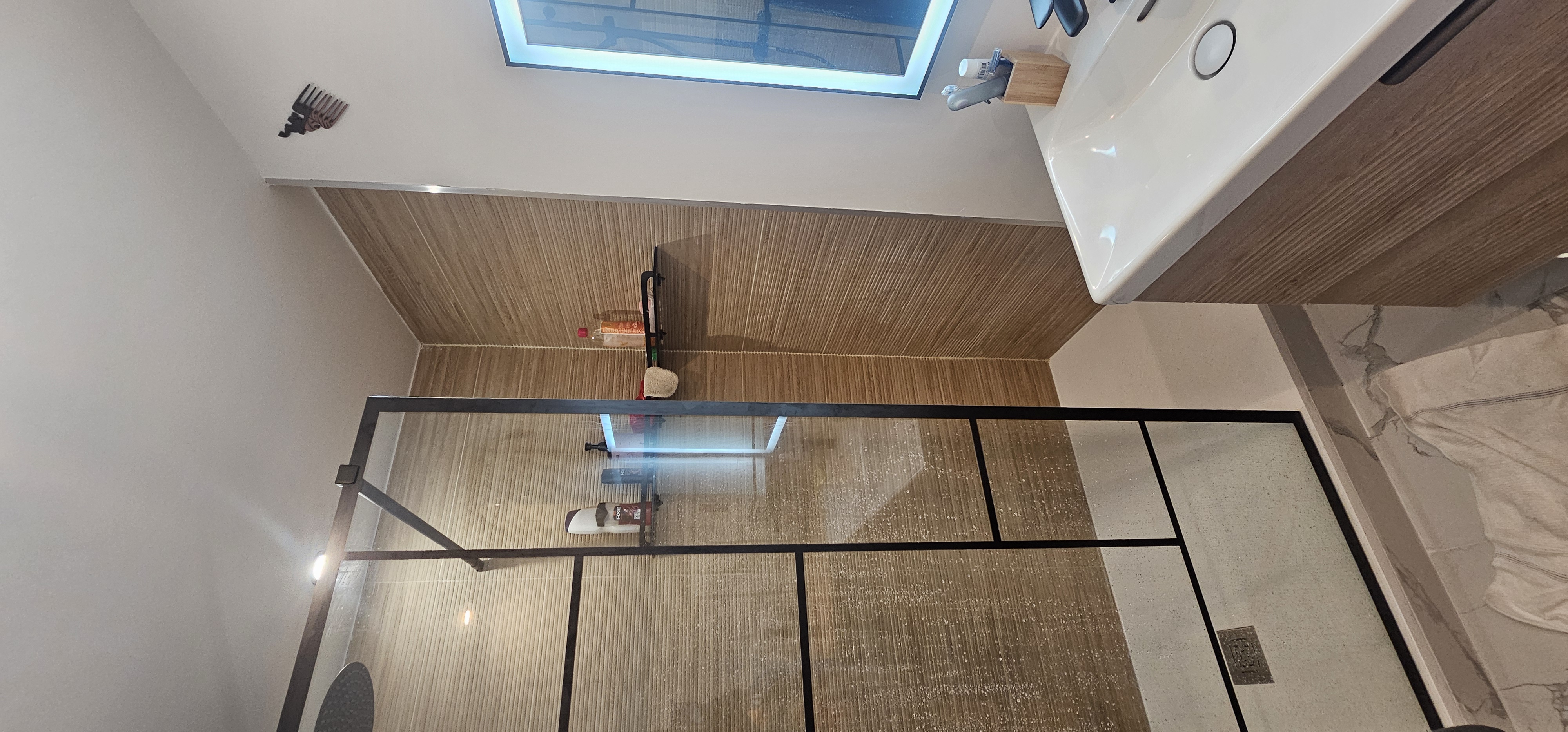 Appartement meublée (Paris)