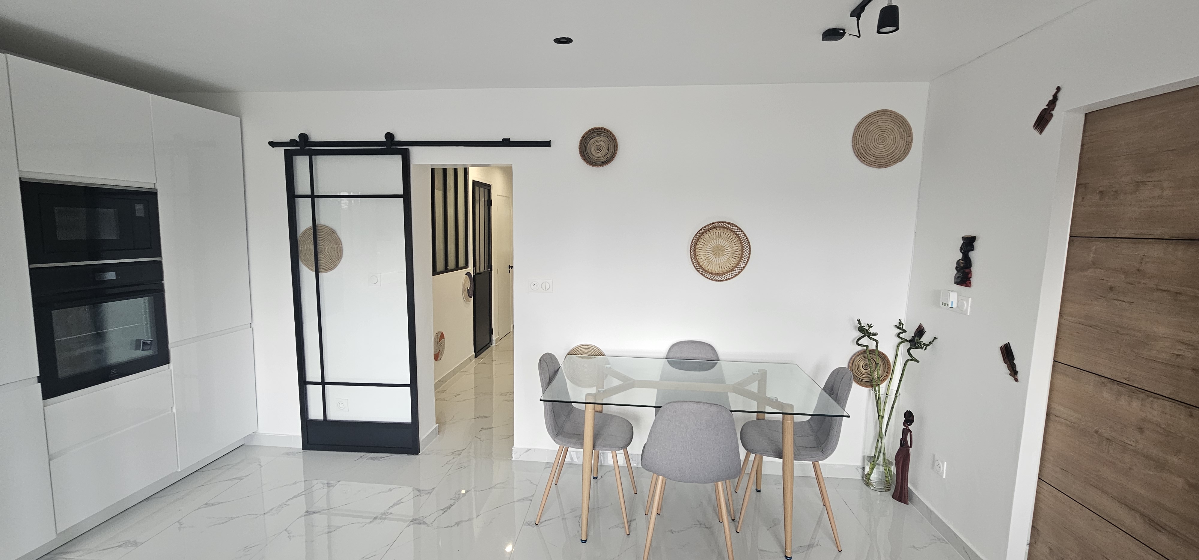 Appartement meublée (Paris)